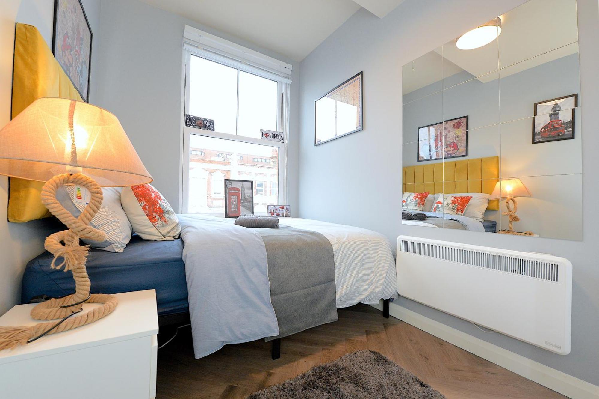 2 Bed Terraced Flat Piccadilly Line Apartment London Exterior photo